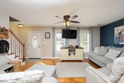 71 Troxell Lane Staunton VA 24401