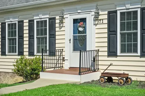 71 Troxell Lane Staunton VA 24401