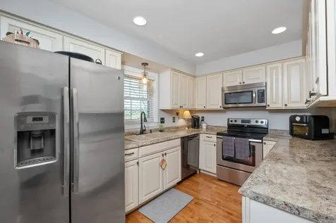 71 Troxell Lane Staunton VA 24401