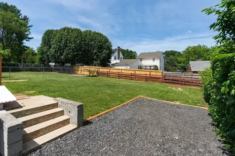 123 Fraser Lane Staunton VA 24401