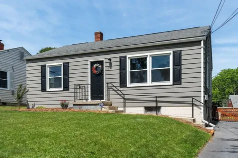 123 Fraser Lane Staunton VA 24401