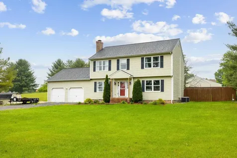 701 Horseshoe Circle Stuarts Draft VA 24477