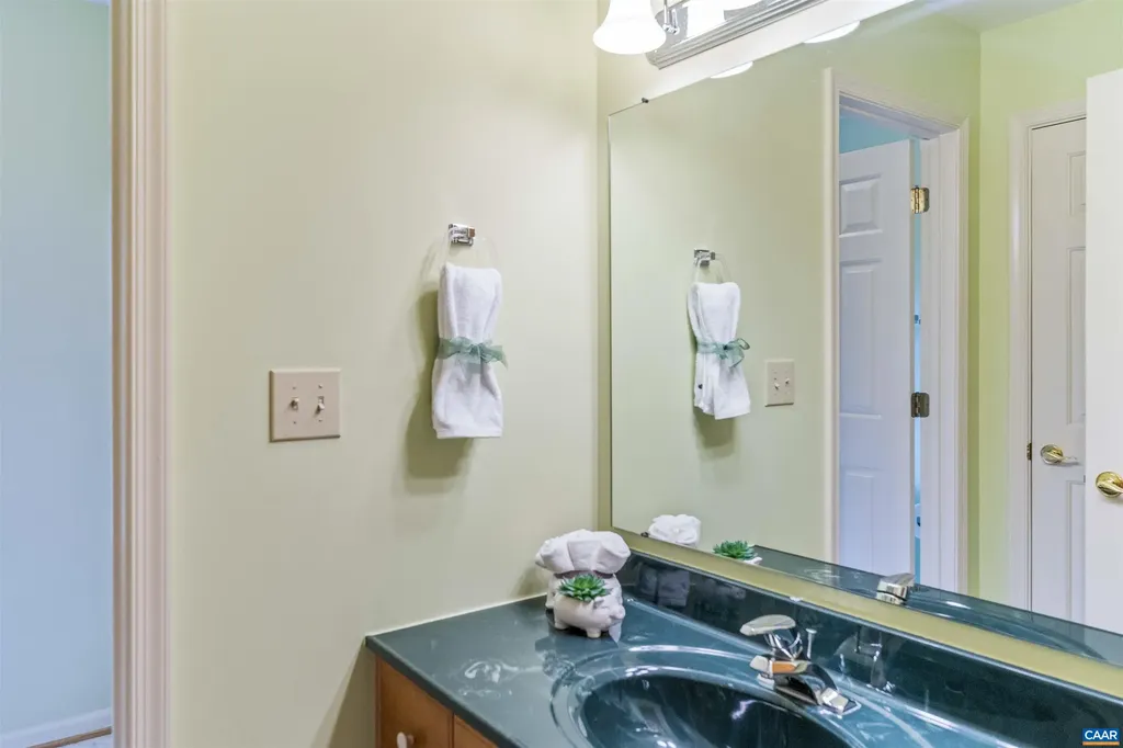 2005 Bentivar Drive Charlottesville VA 22911