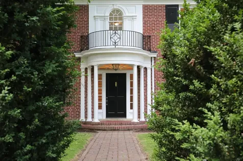 645 Cherry Avenue Waynesboro VA 22980