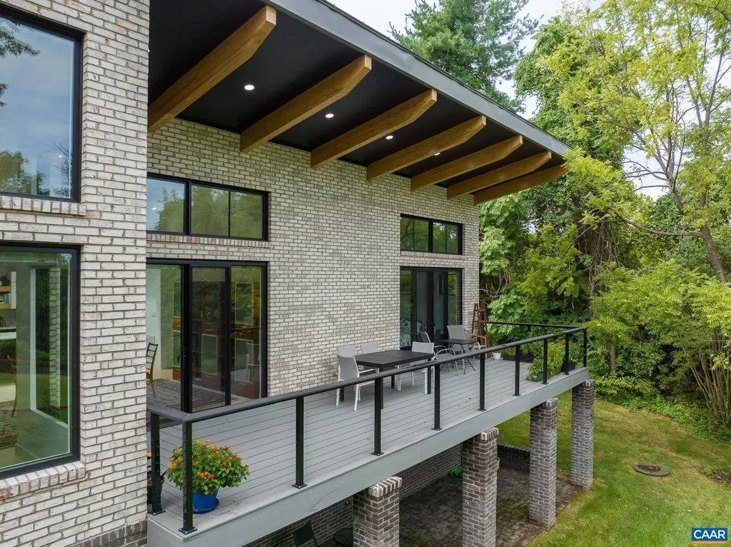 320a 11th Street NE Charlottesville VA 22902