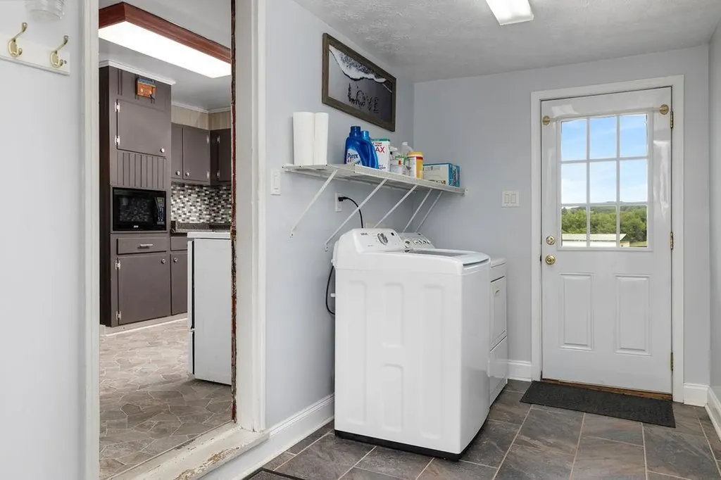 2347 Old Buena Vista Road Buena Vista VA 24416