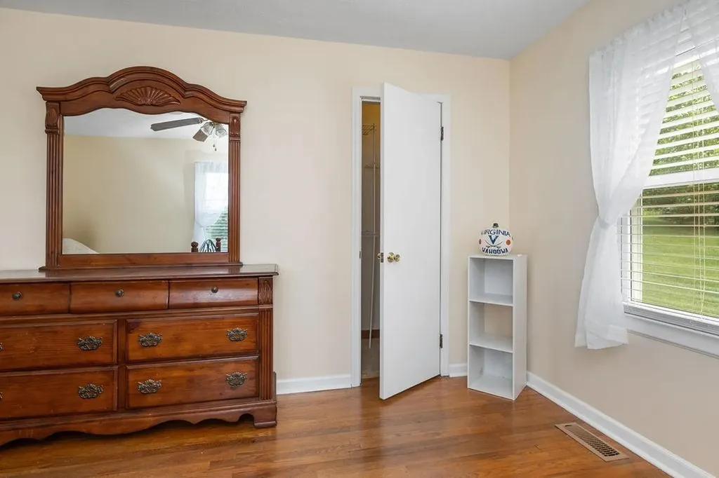 2347 Old Buena Vista Road Buena Vista VA 24416