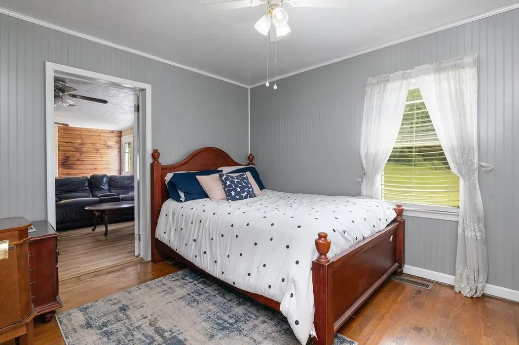 2347 Old Buena Vista Road Buena Vista VA 24416