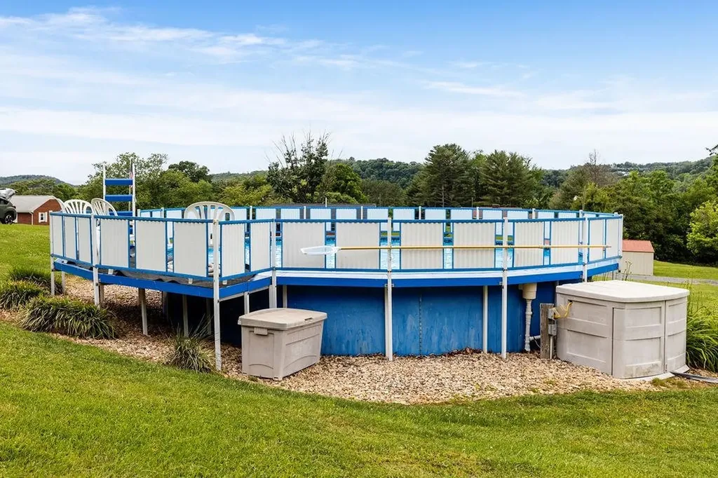 2347 Old Buena Vista Road Buena Vista VA 24416