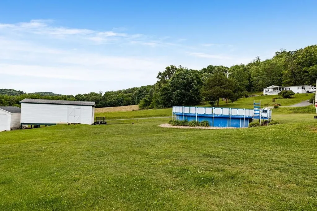 2347 Old Buena Vista Road Buena Vista VA 24416