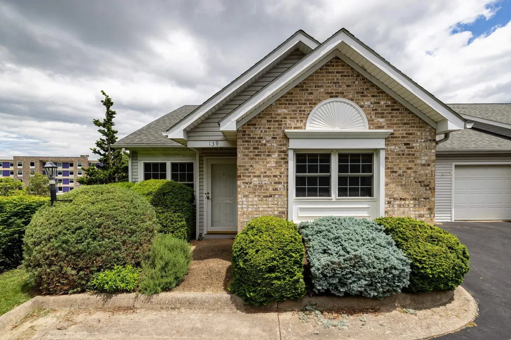 139 Emerald Drive Harrisonburg VA 22801