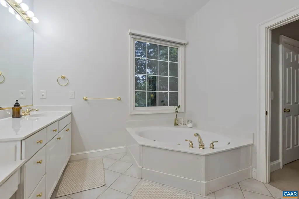 2402 Pendower Lane Keswick VA 22947