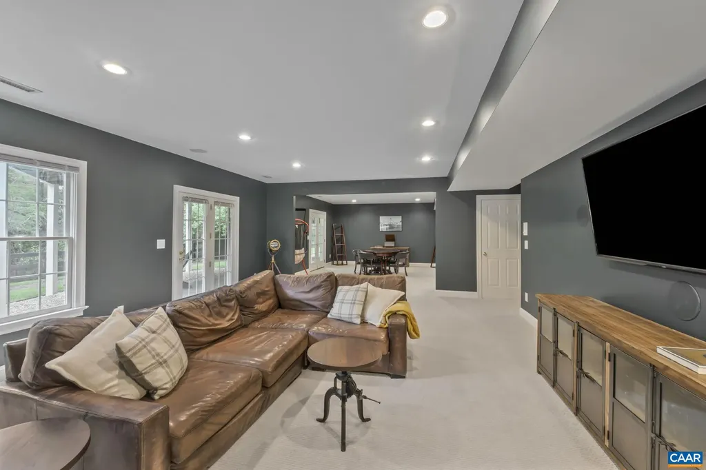 2402 Pendower Lane Keswick VA 22947