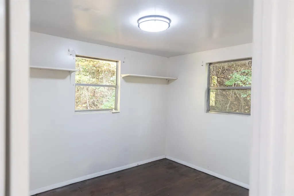 2063 Pedlar River Road Amherst VA 24483