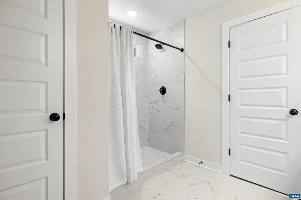 334 Forest Glen Lane Palmyra VA 22963