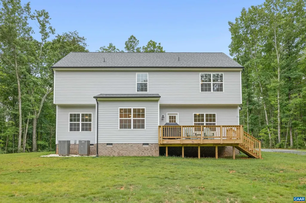 334 Forest Glen Lane Palmyra VA 22963