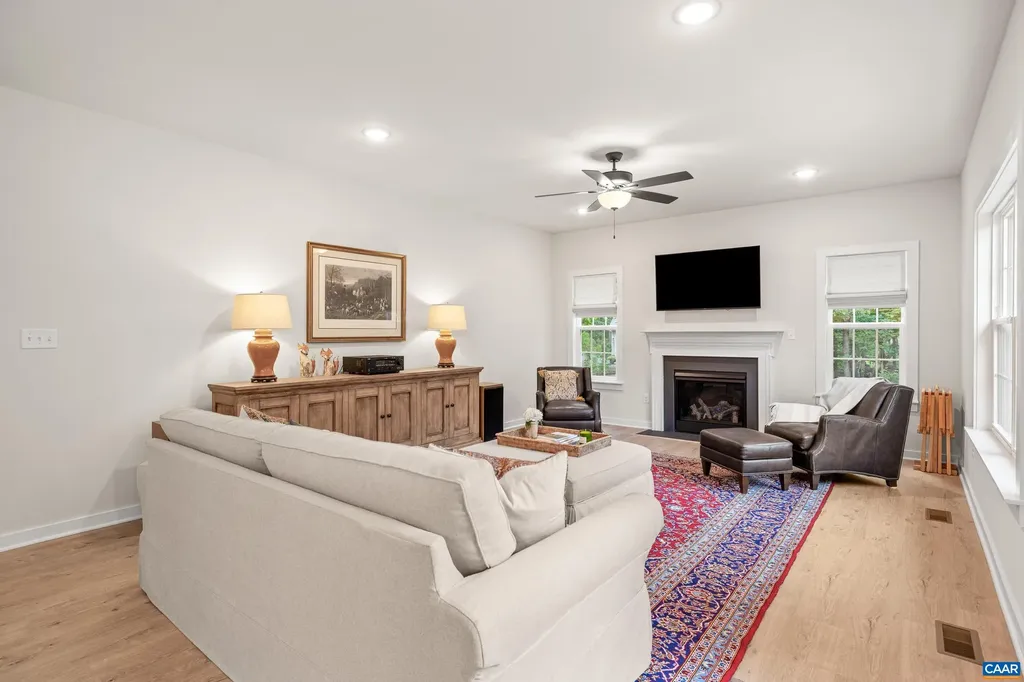 334 Forest Glen Lane Palmyra VA 22963