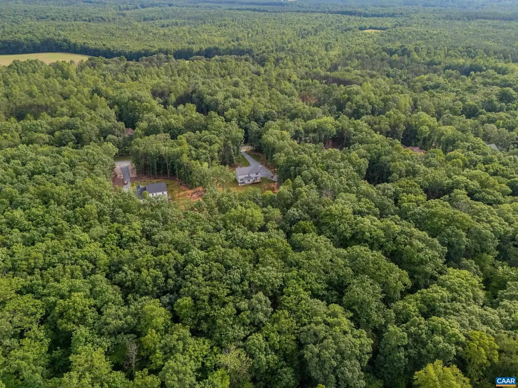 334 Forest Glen Lane Palmyra VA 22963