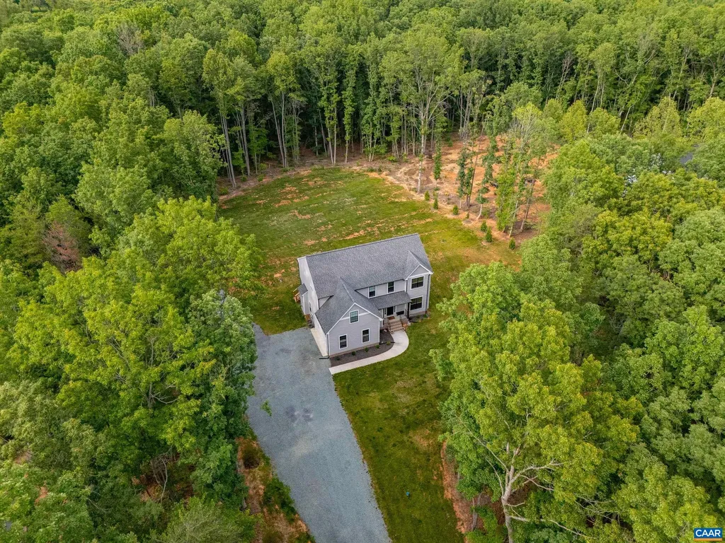 334 Forest Glen Lane Palmyra VA 22963