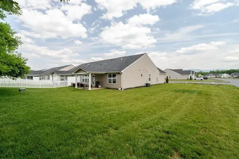 57 South Peak Drive Mcgaheysville VA 22840