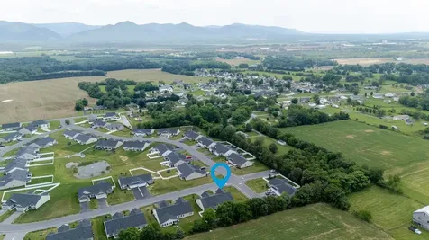 57 South Peak Drive Mcgaheysville VA 22840