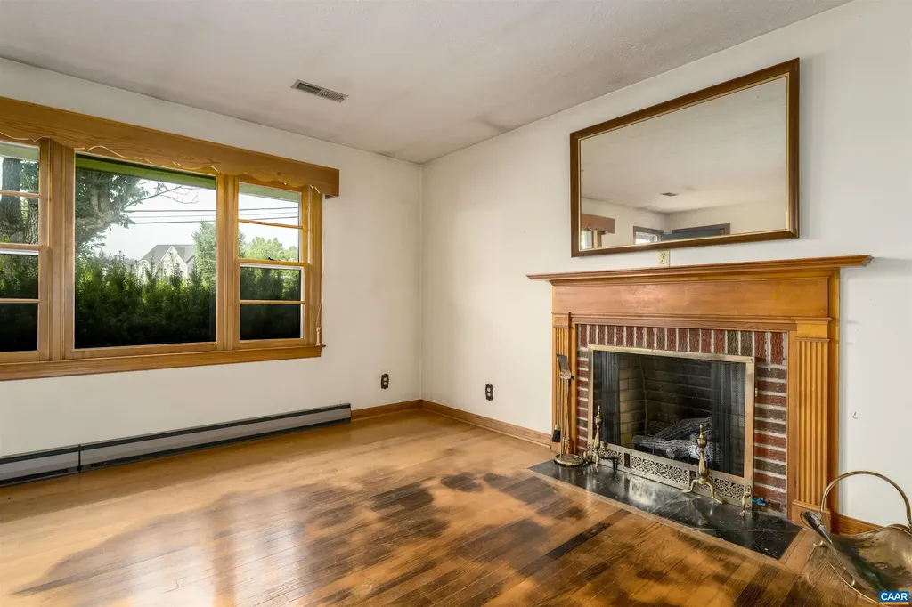 1160 Pen Park Lane Charlottesville VA 22901