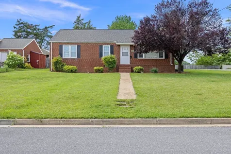 475 Hartman Drive Harrisonburg VA 22802