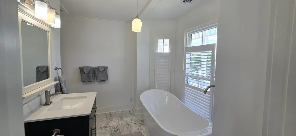 242 1st Street Broadway VA 22815