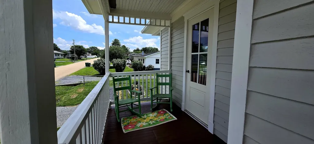 242 1st Street Broadway VA 22815