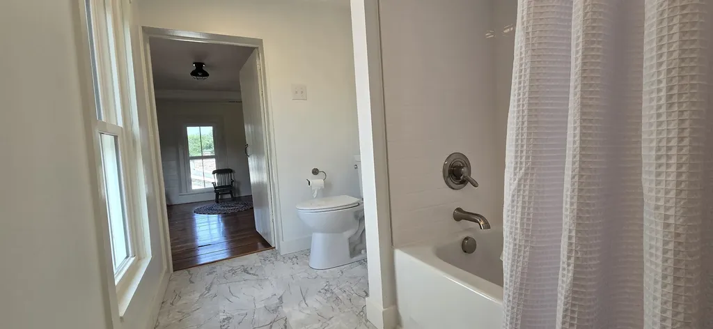 242 1st Street Broadway VA 22815