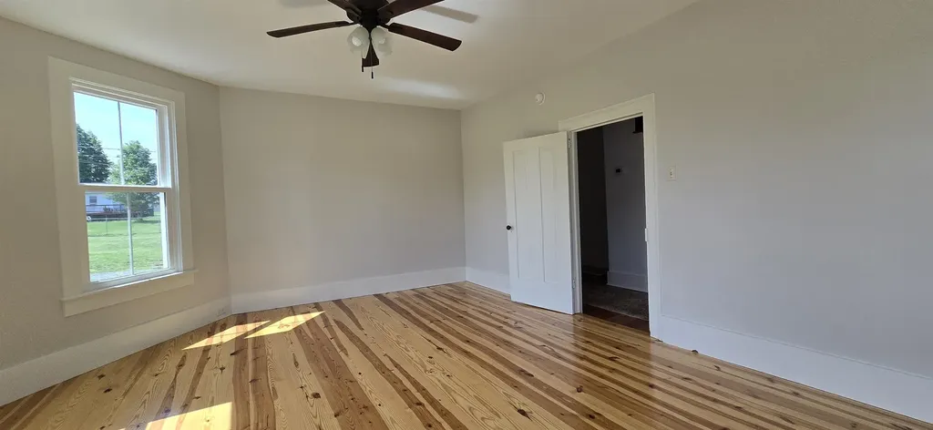 242 1st Street Broadway VA 22815