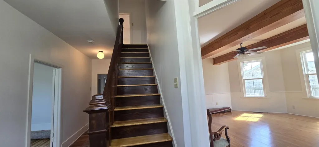 242 1st Street Broadway VA 22815