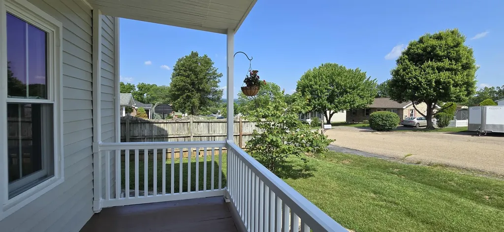 242 1st Street Broadway VA 22815