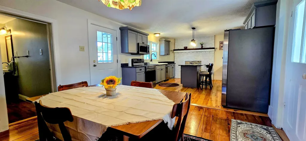 242 1st Street Broadway VA 22815