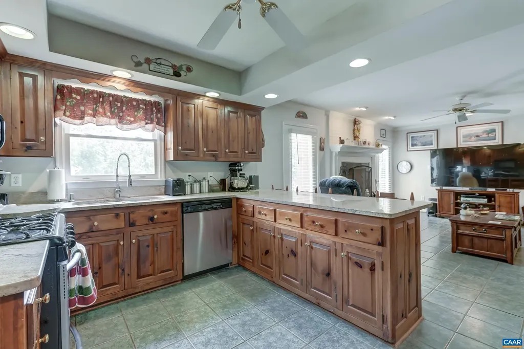 1505 Running Deer Drive Keswick VA 22947