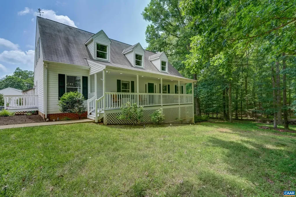 1505 Running Deer Drive Keswick VA 22947