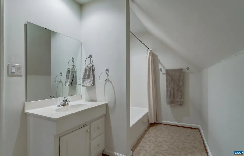 1505 Running Deer Drive Keswick VA 22947