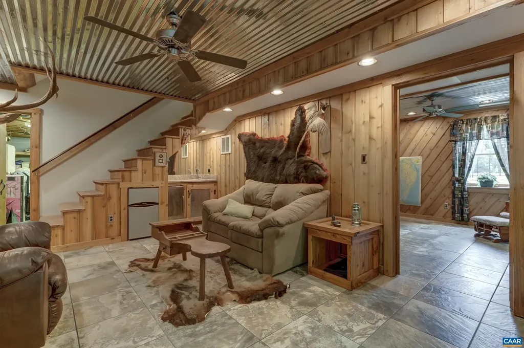 1505 Running Deer Drive Keswick VA 22947