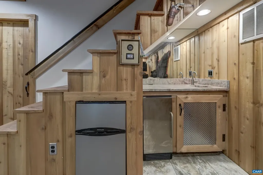 1505 Running Deer Drive Keswick VA 22947