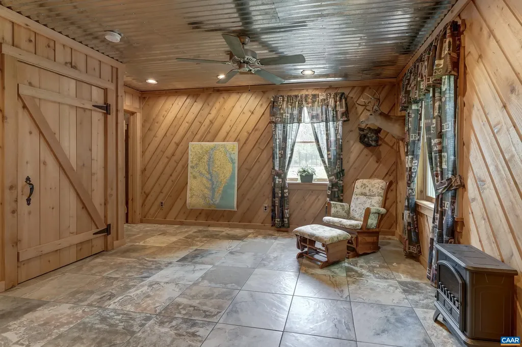 1505 Running Deer Drive Keswick VA 22947