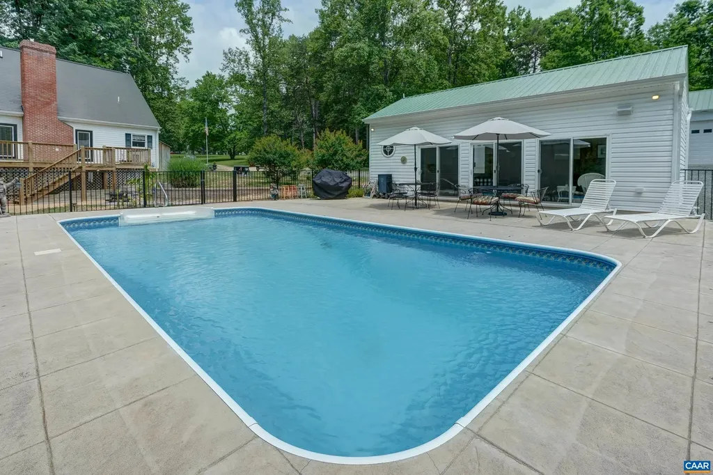 1505 Running Deer Drive Keswick VA 22947