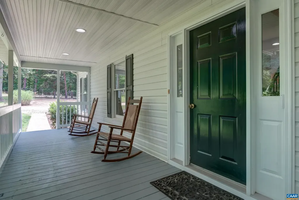 1505 Running Deer Drive Keswick VA 22947