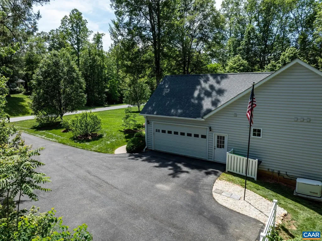 527 Hancock Drive Ruckersville VA 22968