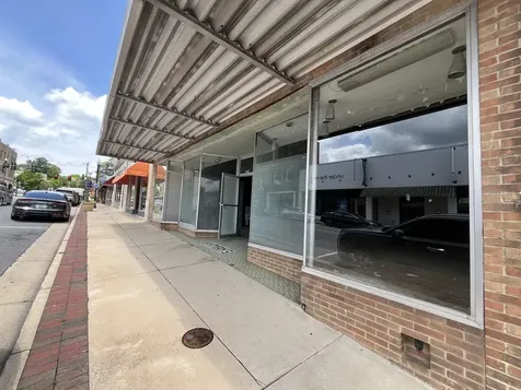 411 Main Street W Waynesboro VA 22980