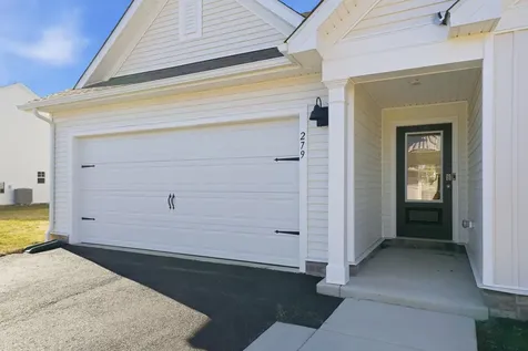279 Heather Lane Staunton VA 24401