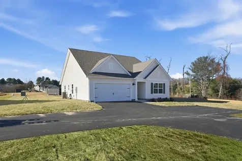 279 Heather Lane Staunton VA 24401