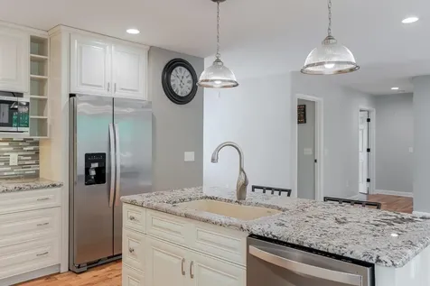 266 Locustdale Loop Shenandoah VA 22849