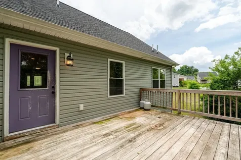 266 Locustdale Loop Shenandoah VA 22849