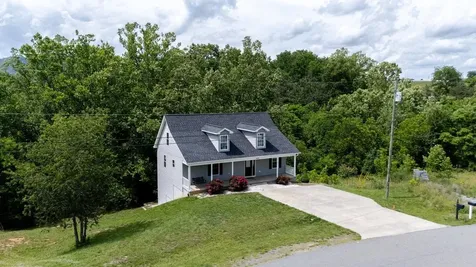 266 Locustdale Loop Shenandoah VA 22849