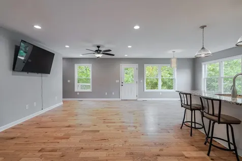 266 Locustdale Loop Shenandoah VA 22849